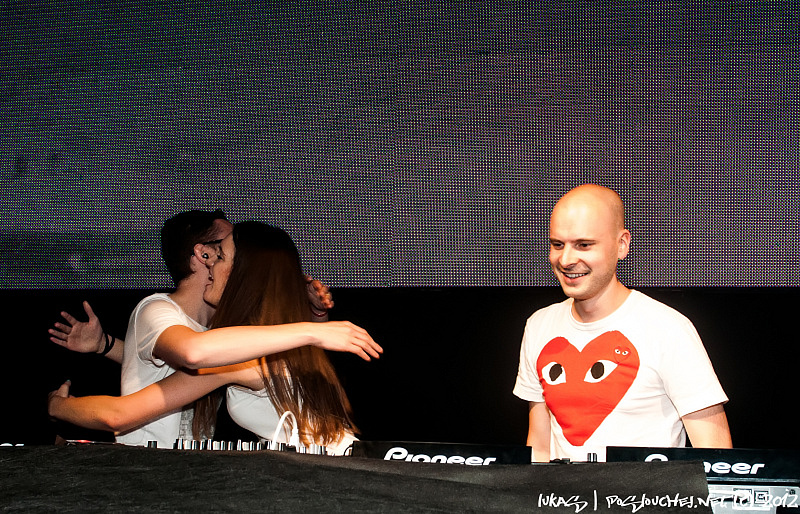 ABOVE & BEYOND GROUP THERAPY  - Sobota 15. 9. 2012