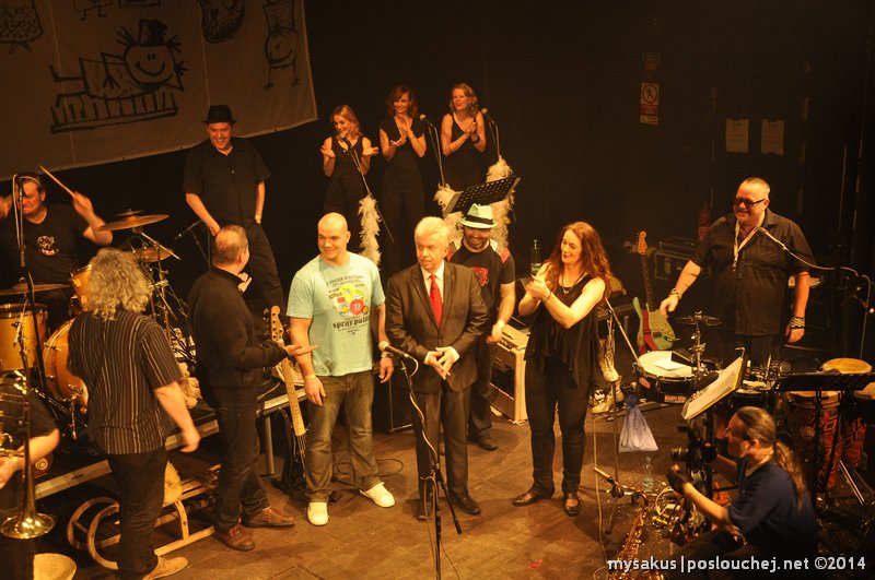 STO ZVÍŘAT - Neděle 2. 2. 2014
