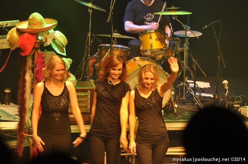 STO ZVÍŘAT - Neděle 2. 2. 2014
