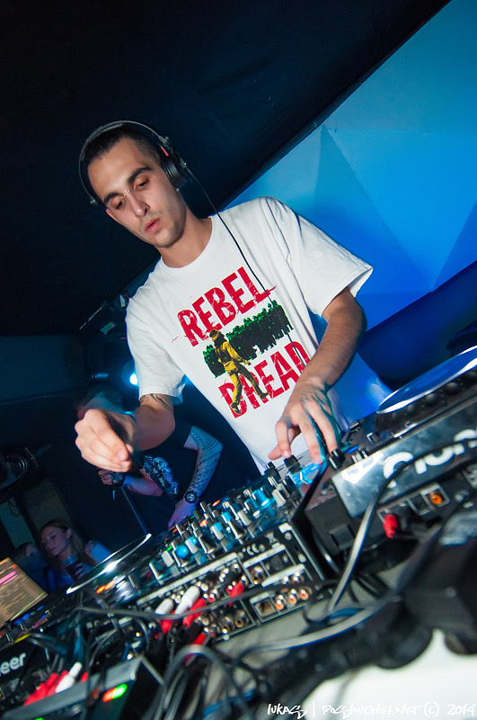 BASH BEATS - Pátek 21. 3. 2014
