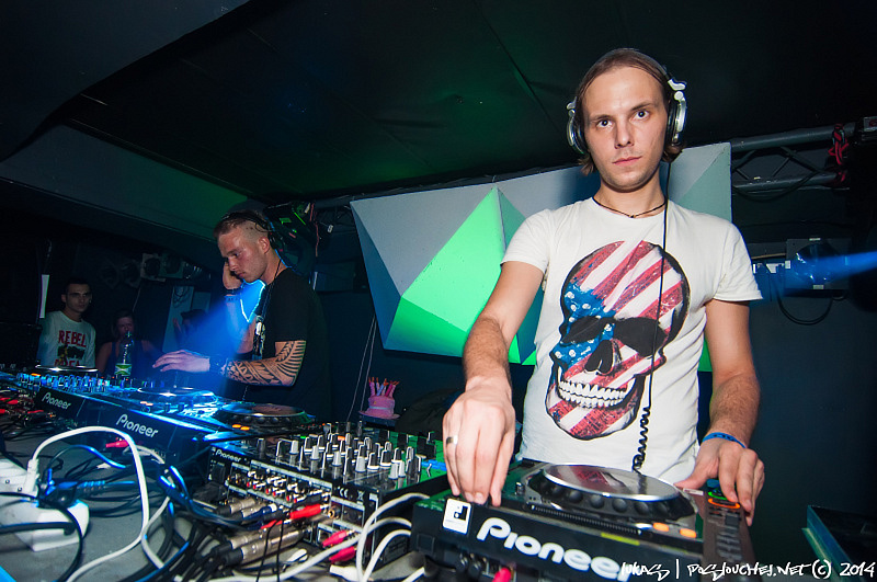 BASH BEATS - Pátek 21. 3. 2014