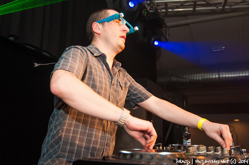 SPACE FLASH IV - Sobota 22. 3. 2014