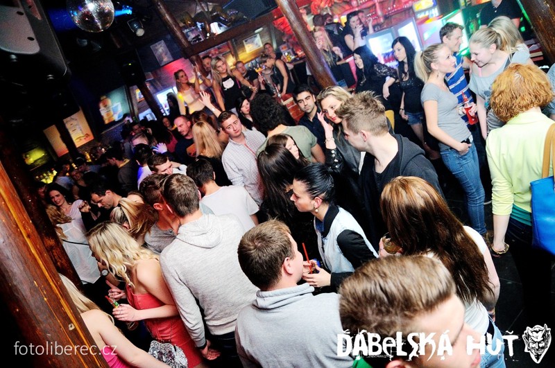CHRIS DAVIES - Sobota 29. 3. 2014