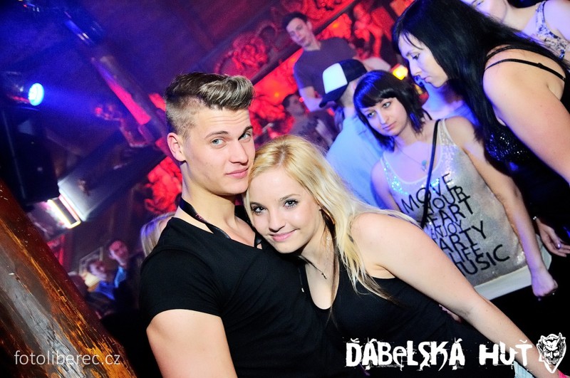 CHRIS DAVIES - Sobota 29. 3. 2014