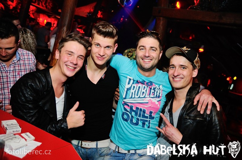 CHRIS DAVIES - Sobota 29. 3. 2014