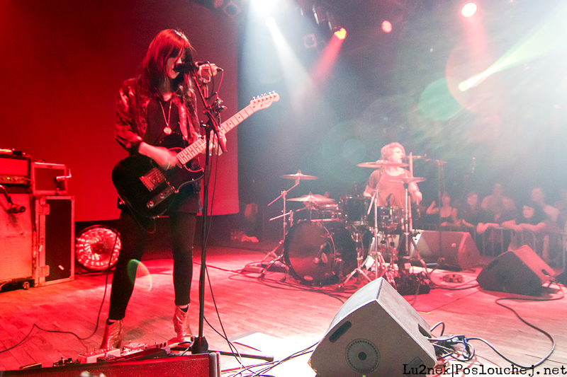BLOOD RED SHOES - Neděle 6. 4. 2014