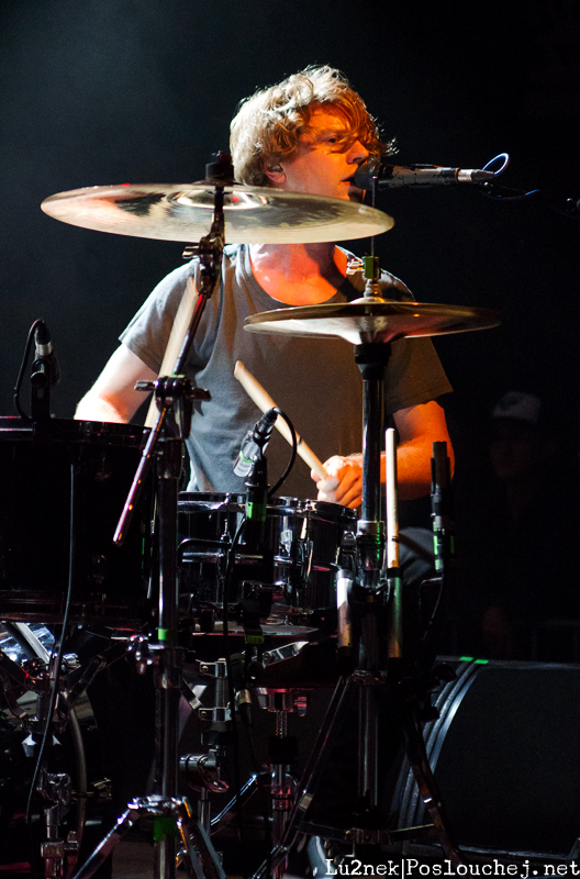 BLOOD RED SHOES - Neděle 6. 4. 2014