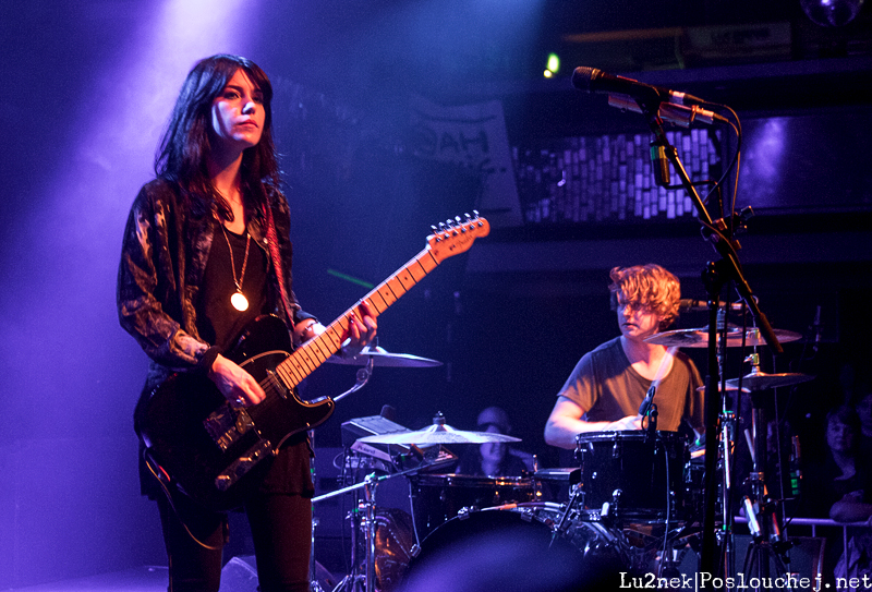 BLOOD RED SHOES - Neděle 6. 4. 2014