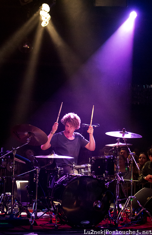 BLOOD RED SHOES - Neděle 6. 4. 2014