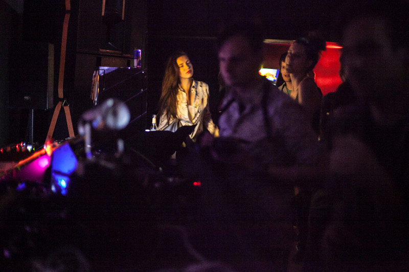 LUNCHMEAT WARM UP - KANGDING RAY - Pátek 11. 4. 2014