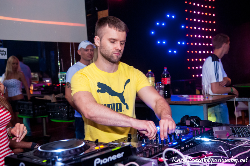 MÁCHÁČ CLUB TOUR - Sobota 19. 7. 2014