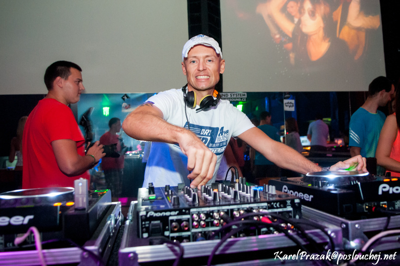 MÁCHÁČ CLUB TOUR - Sobota 19. 7. 2014