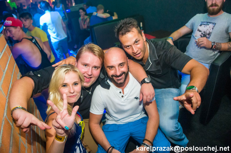 MÁCHÁČ CLUB TOUR - Pátek 8. 8. 2014