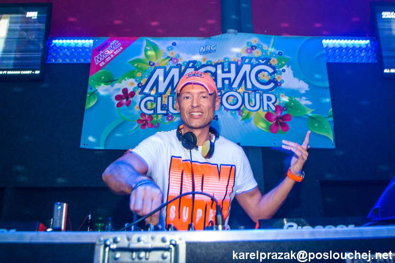 MÁCHÁČ CLUB TOUR - Pátek 8. 8. 2014