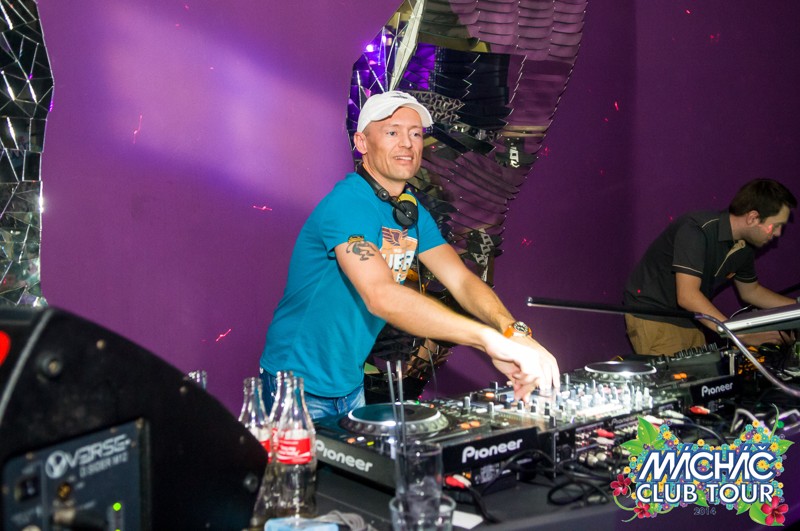MÁCHÁČ CLUB TOUR - Pátek 15. 8. 2014