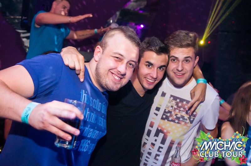 MÁCHÁČ CLUB TOUR - Pátek 15. 8. 2014