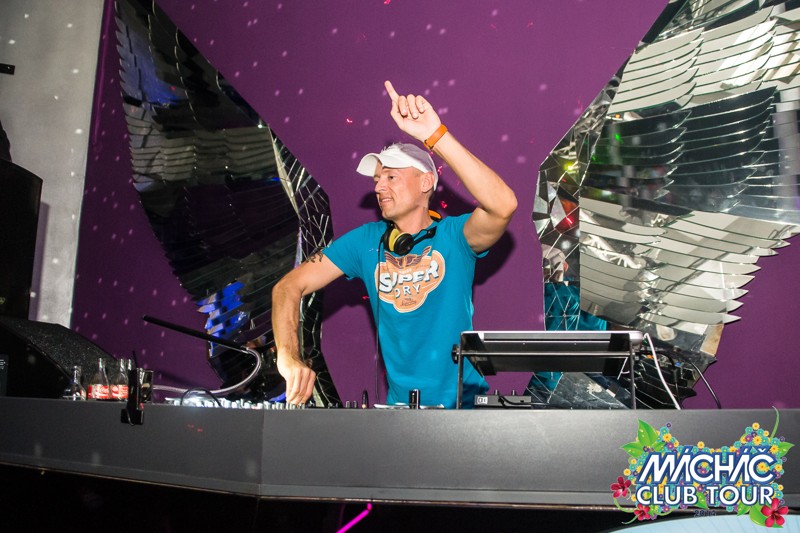 MÁCHÁČ CLUB TOUR - Pátek 15. 8. 2014