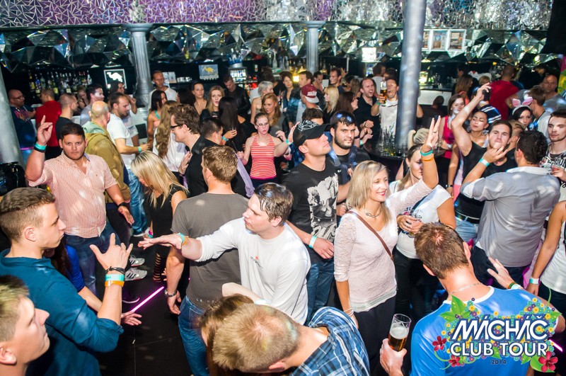 MÁCHÁČ CLUB TOUR - Pátek 15. 8. 2014