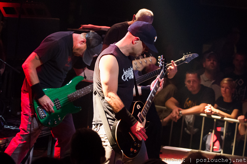 HELMET - Čtvrtek 11. 9. 2014