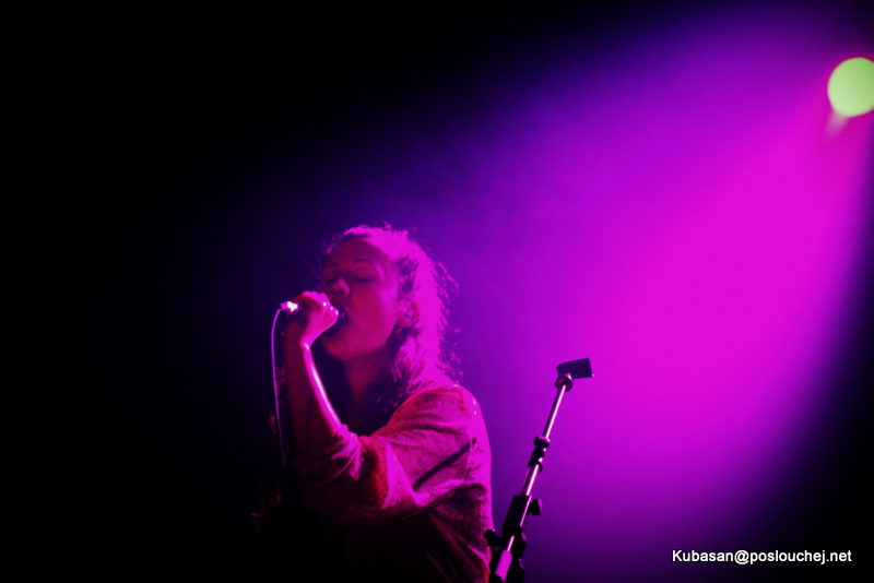 BOHEMIAN LIKE YOU: CARIBOU + JESSY LANZA  - Čtvrtek 16. 10. 2014