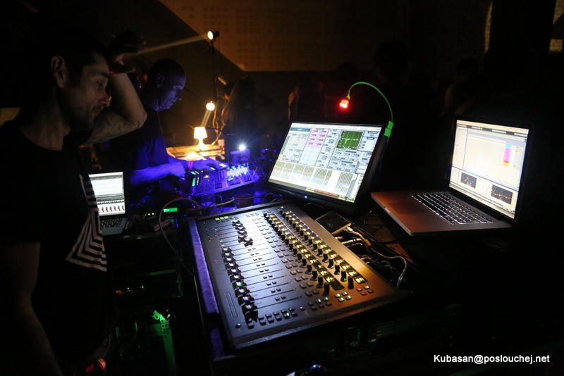 BOHEMIAN LIKE YOU: CARIBOU + JESSY LANZA  - Čtvrtek 16. 10. 2014