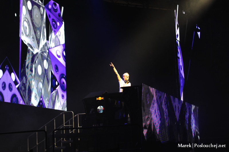 ARMIN VAN BUUREN - Pátek 31. 10. 2014