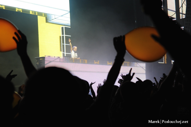 ARMIN VAN BUUREN - Pátek 31. 10. 2014