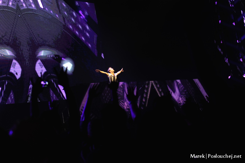 ARMIN VAN BUUREN - Pátek 31. 10. 2014