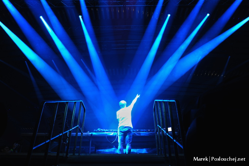 ARMIN VAN BUUREN - Pátek 31. 10. 2014