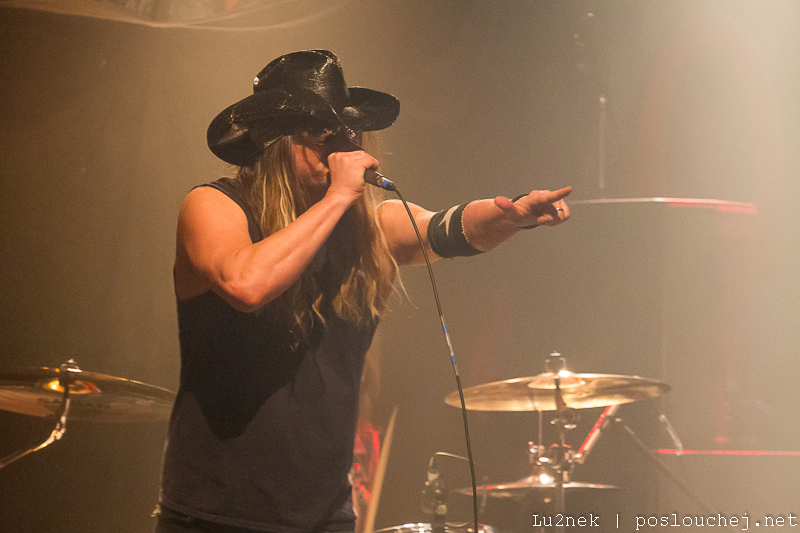 SAXON - Neděle 16. 11. 2014