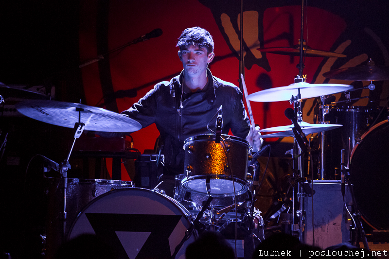 TAKING BACK SUNDAY - Středa 3. 12. 2014