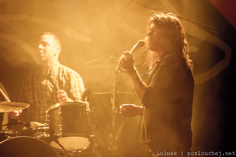 TAKING BACK SUNDAY - Středa 3. 12. 2014