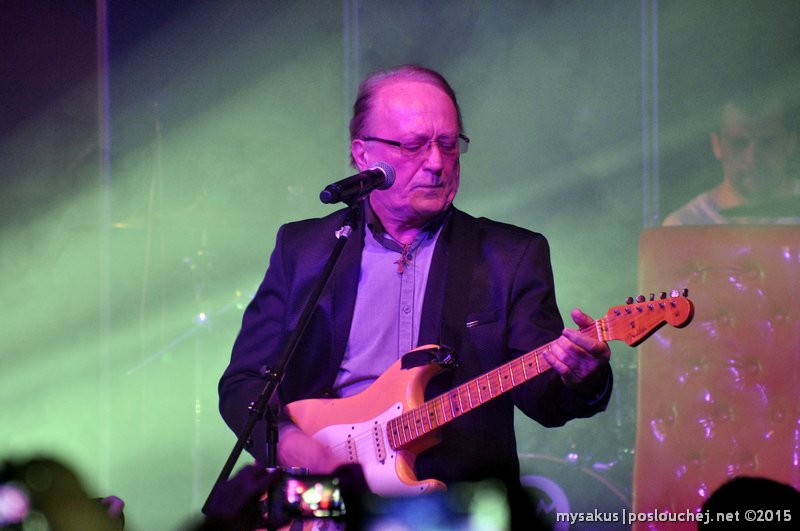 CHINASKI – ROCKFIELD - Pondělí 23. 2. 2015