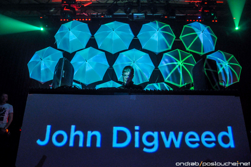 ELEKTRA: JOHN DIGWEED - Pátek 24. 4. 2015