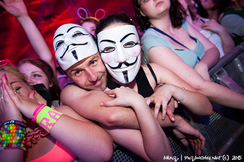 MAGNETIC FESTIVAL - Čtvrtek 7. 5. 2015