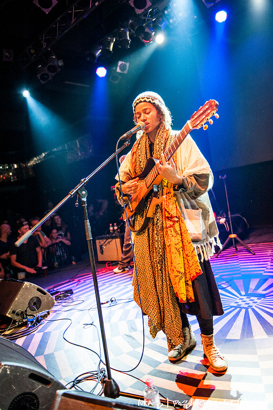 NNEKA - Čtvrtek 6. 8. 2015