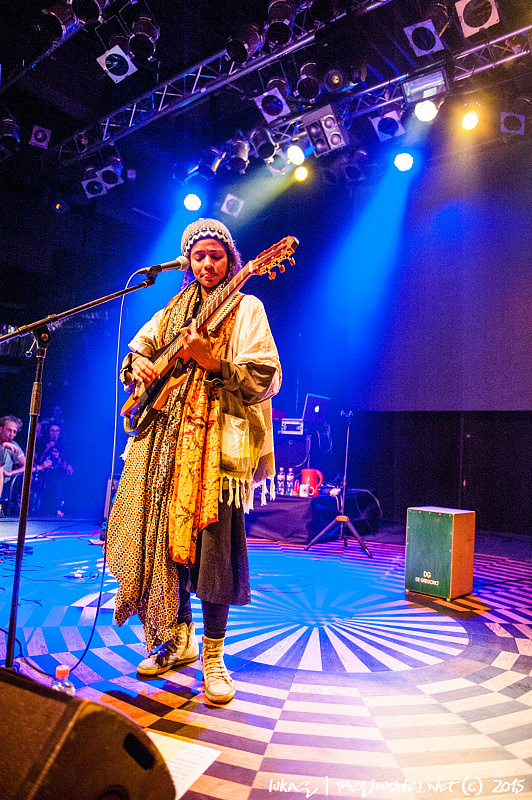 NNEKA - Čtvrtek 6. 8. 2015