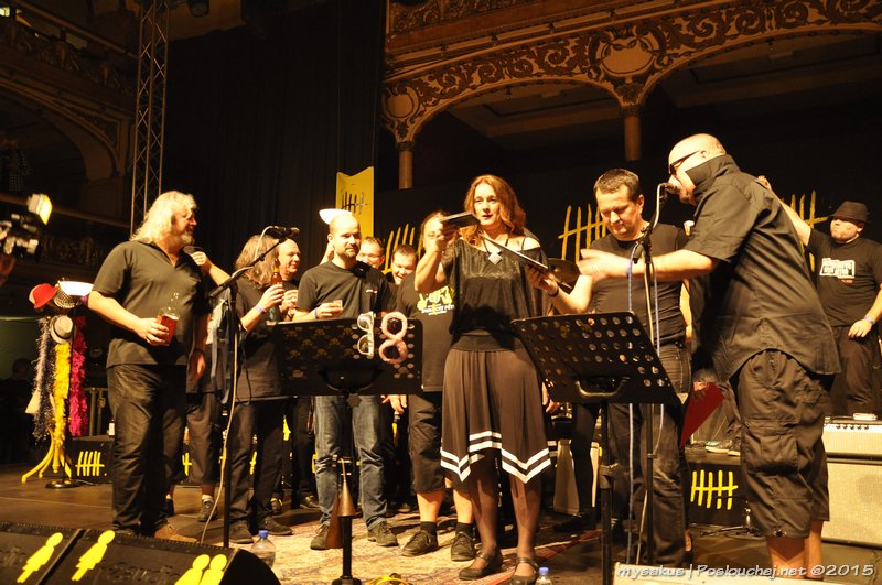 STO ZVÍŘAT - Čtvrtek 22. 10. 2015
