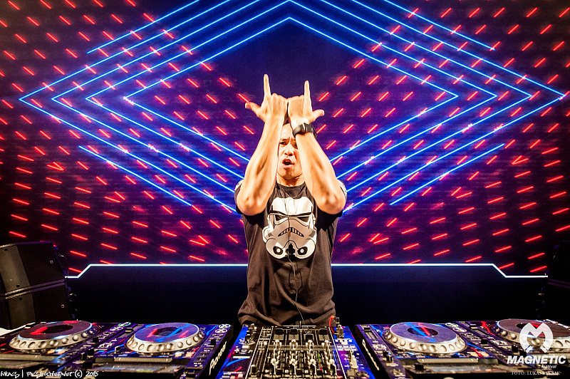MAGNETIC FESTIVAL - Pátek 18. 12. 2015