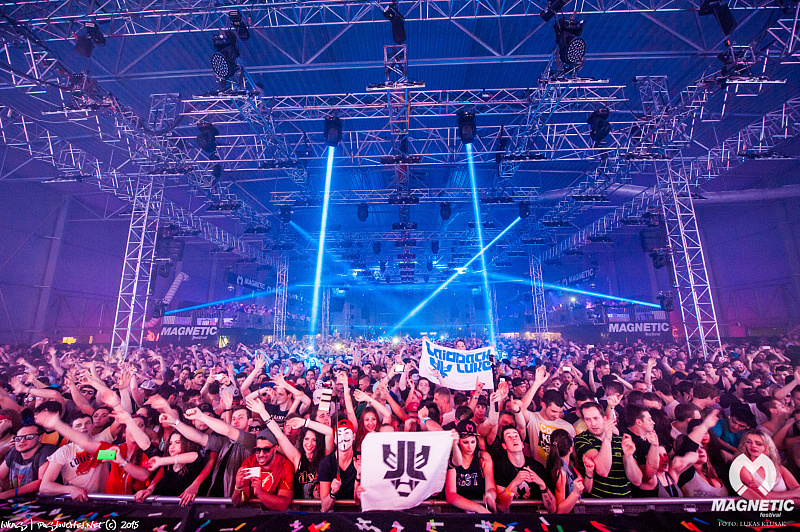 MAGNETIC FESTIVAL - Pátek 18. 12. 2015
