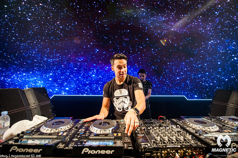 MAGNETIC FESTIVAL - Pátek 18. 12. 2015