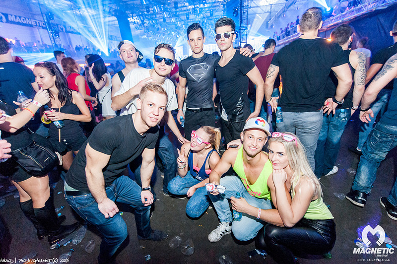 MAGNETIC FESTIVAL - Pátek 18. 12. 2015