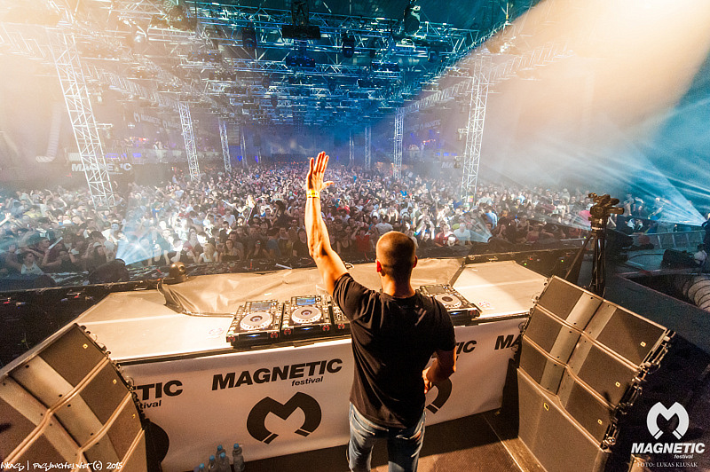 MAGNETIC FESTIVAL - Pátek 18. 12. 2015