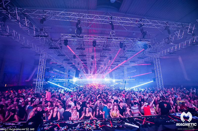 MAGNETIC FESTIVAL - Pátek 18. 12. 2015