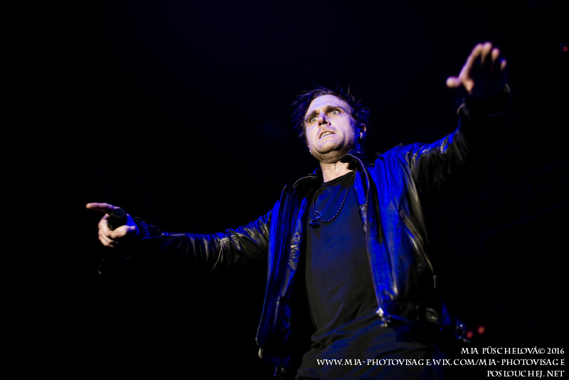 THREE DAYS GRACE - Neděle 24. 1. 2016