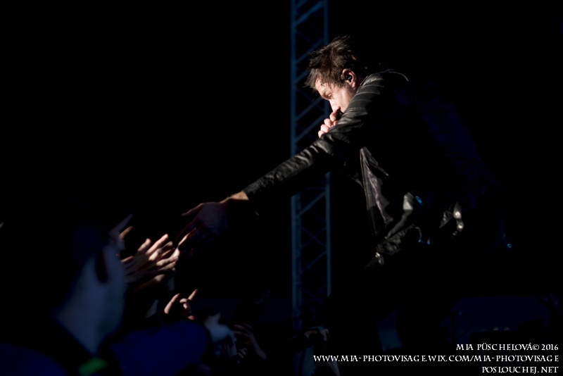 THREE DAYS GRACE - Neděle 24. 1. 2016