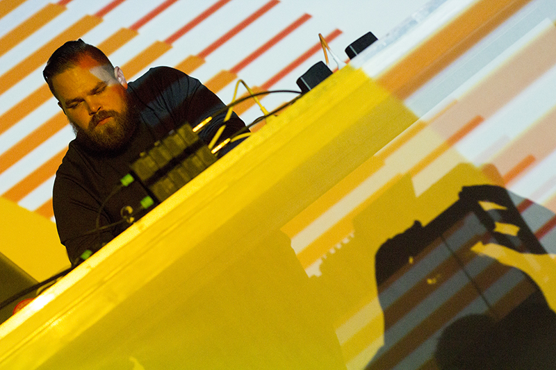 BOHEMIAN LIKE YOU: COM TRUISE - Úterý 26. 1. 2016 až Úterý 26. 1. 2016