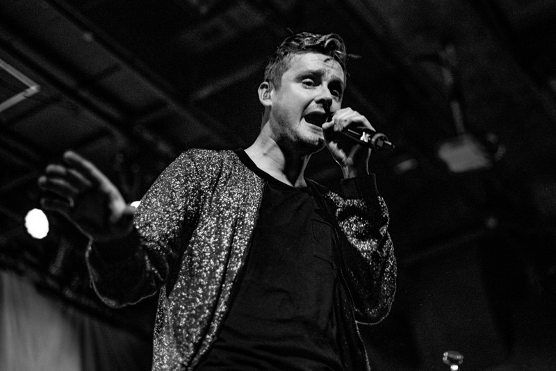 TOM CHAPLIN - Pondělí 6. 3. 2017