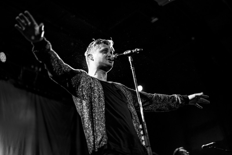 TOM CHAPLIN - Pondělí 6. 3. 2017