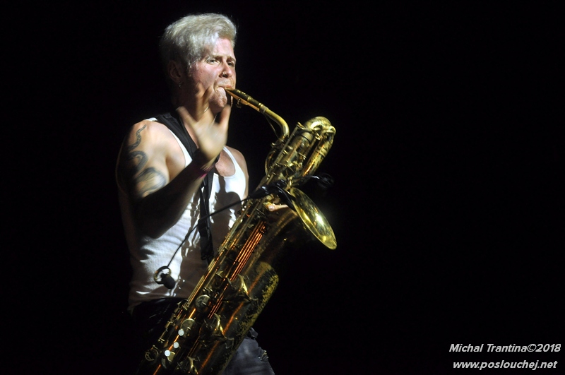 TOO MANY ZOOZ - Středa 7. 3. 2018